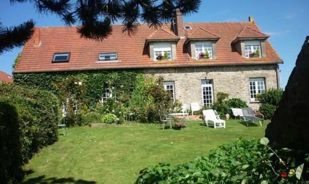 Domaine Du Mont Scolan Bed & Breakfast Montgardon Eksteriør bilde